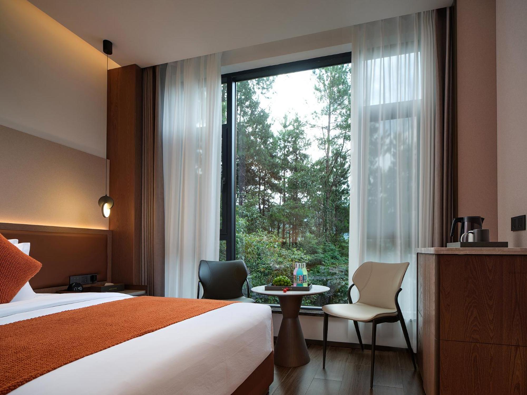 Zhangjiajie Utopia Hotel--Free One Way Pick Up Service Over 2 Nights Extérieur photo