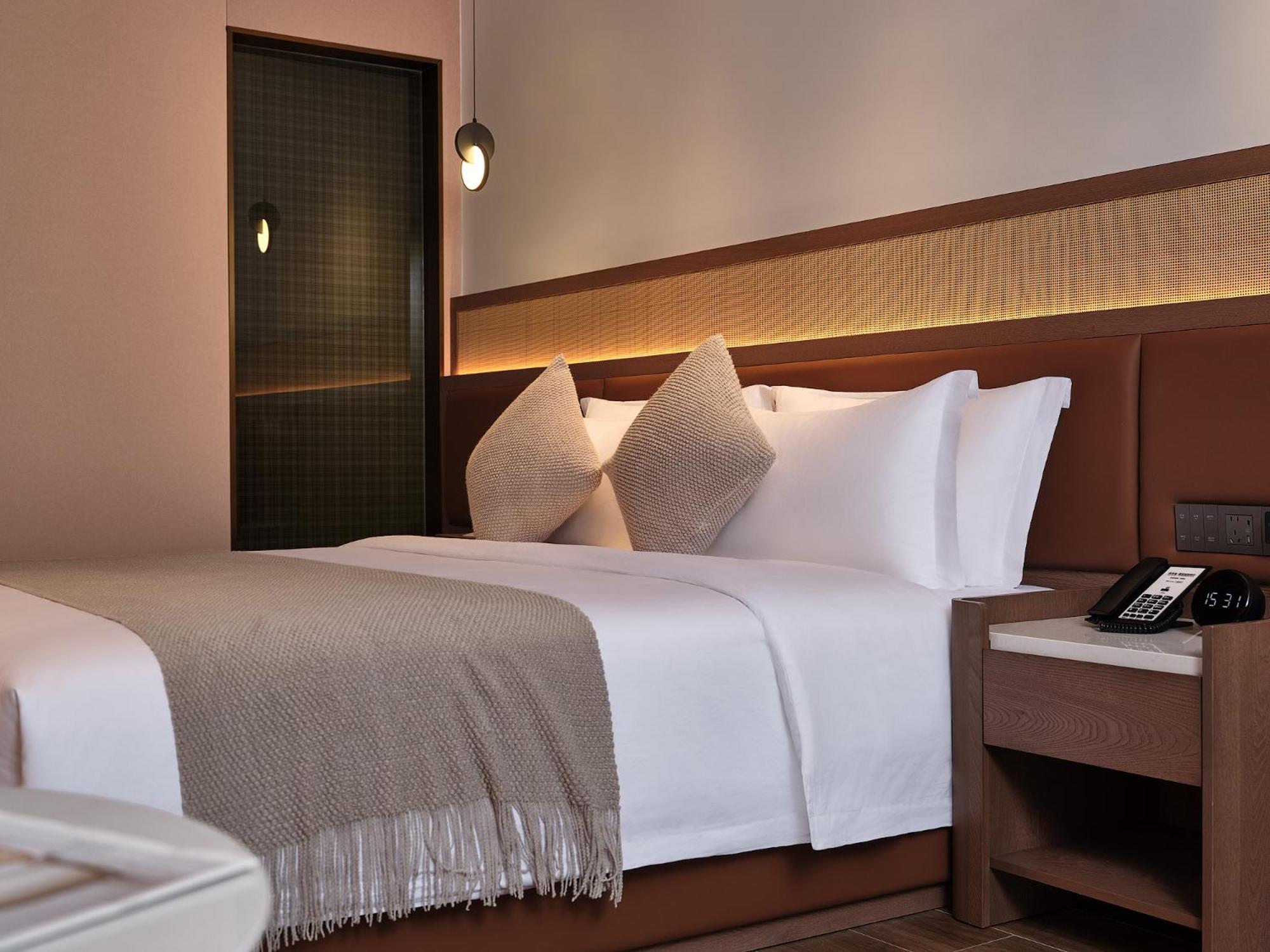 Zhangjiajie Utopia Hotel--Free One Way Pick Up Service Over 2 Nights Extérieur photo