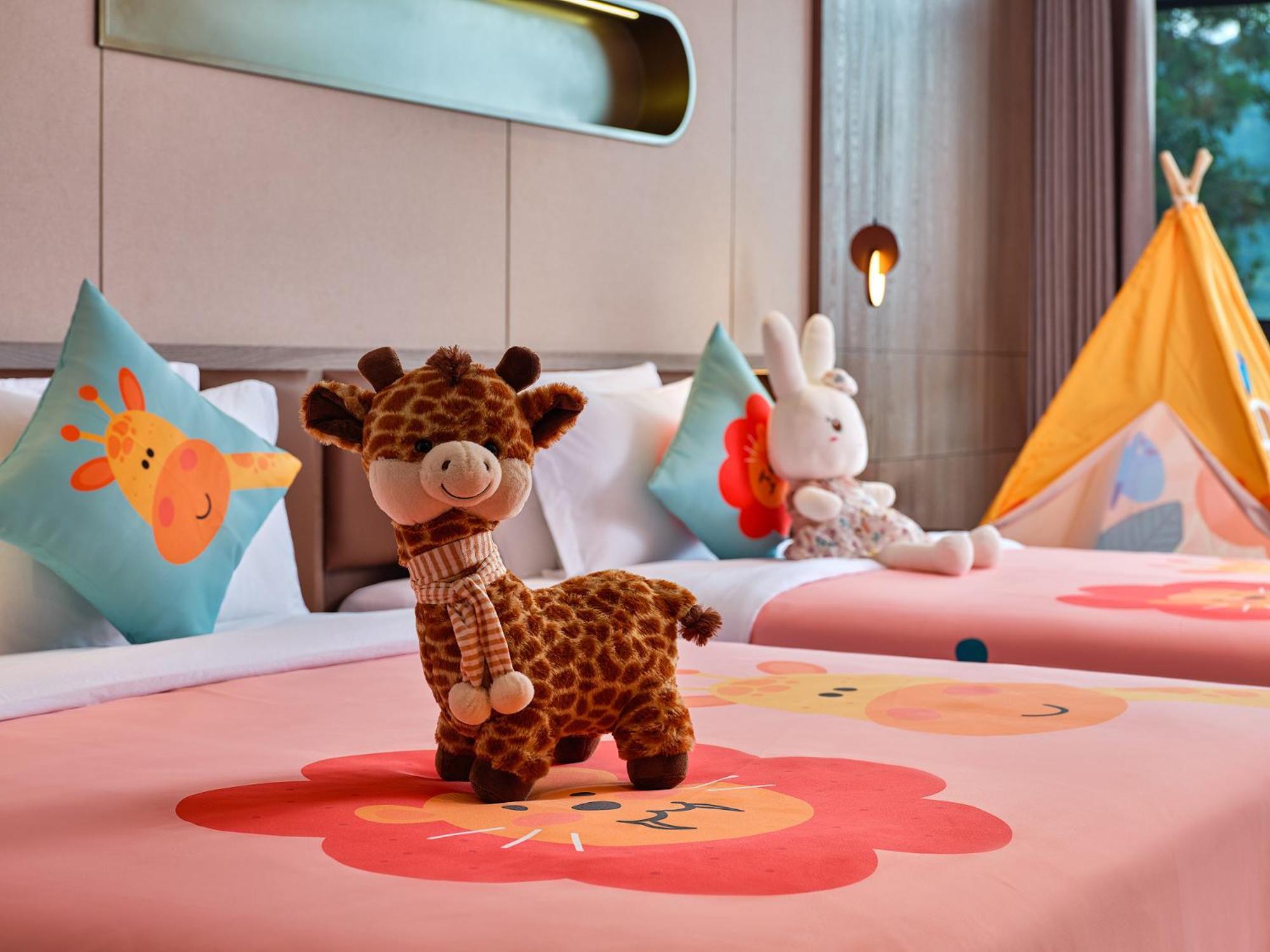 Zhangjiajie Utopia Hotel--Free One Way Pick Up Service Over 2 Nights Extérieur photo