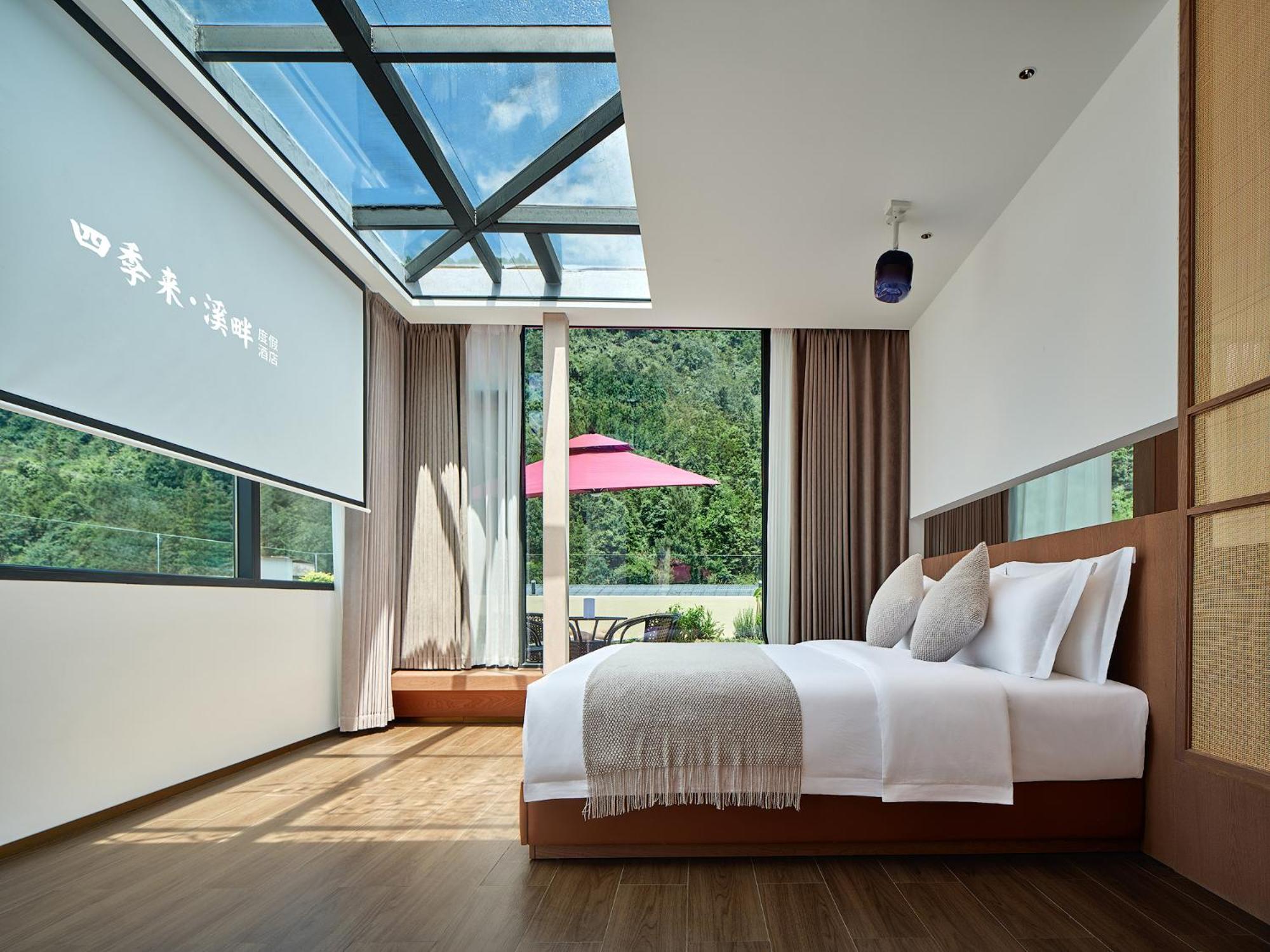 Zhangjiajie Utopia Hotel--Free One Way Pick Up Service Over 2 Nights Extérieur photo