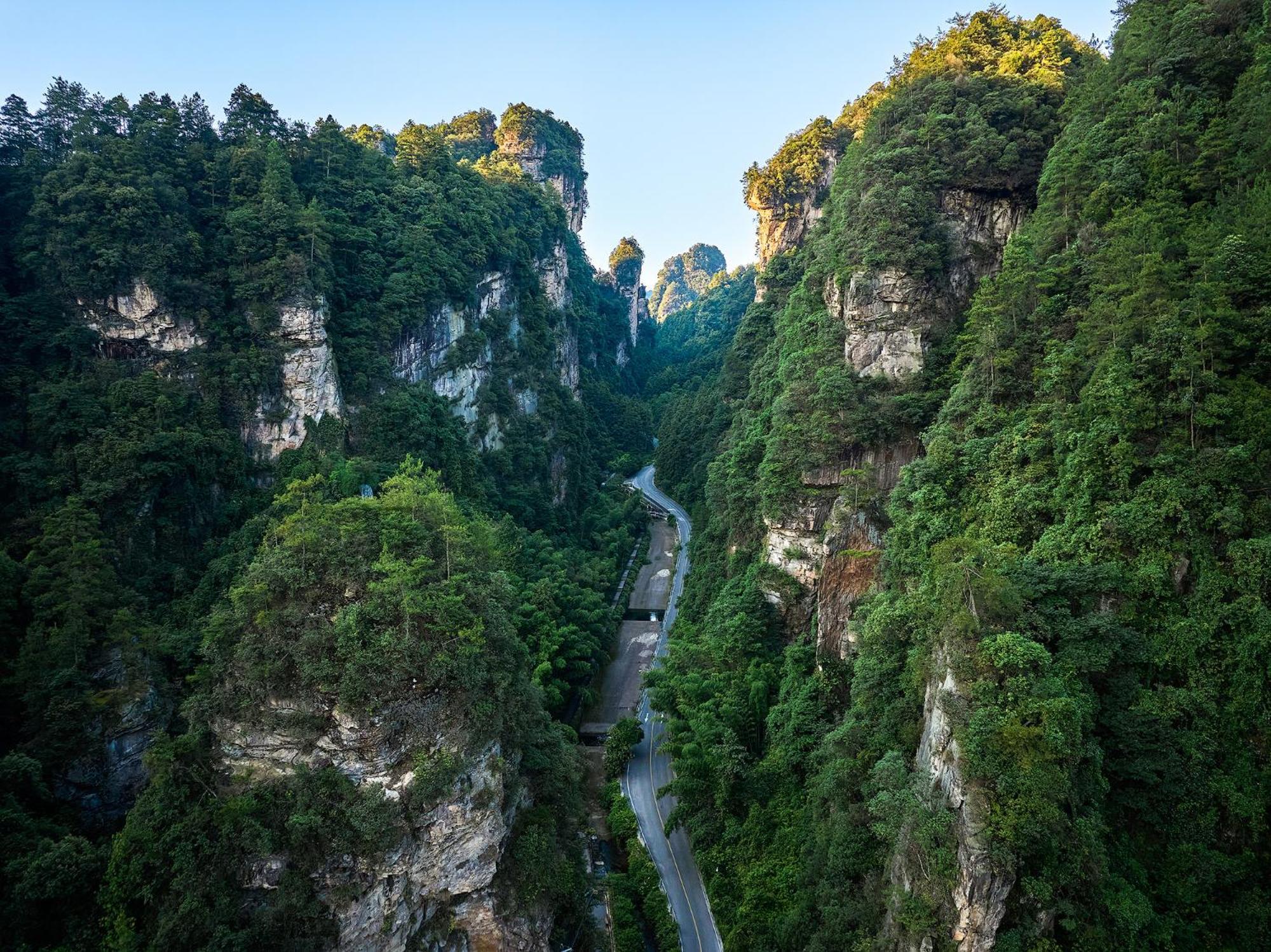 Zhangjiajie Utopia Hotel--Free One Way Pick Up Service Over 2 Nights Extérieur photo