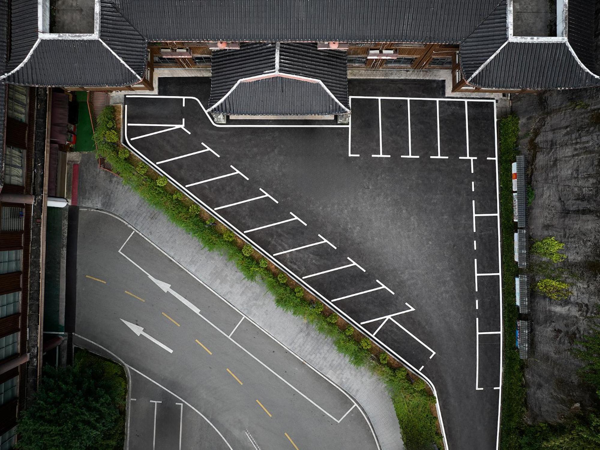 Zhangjiajie Utopia Hotel--Free One Way Pick Up Service Over 2 Nights Extérieur photo